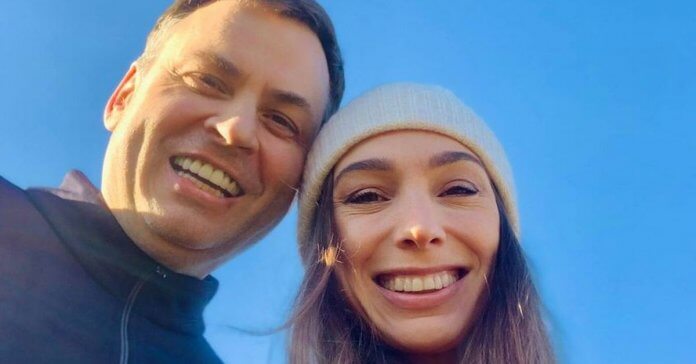 tanya zakryvaet nabor kartinka